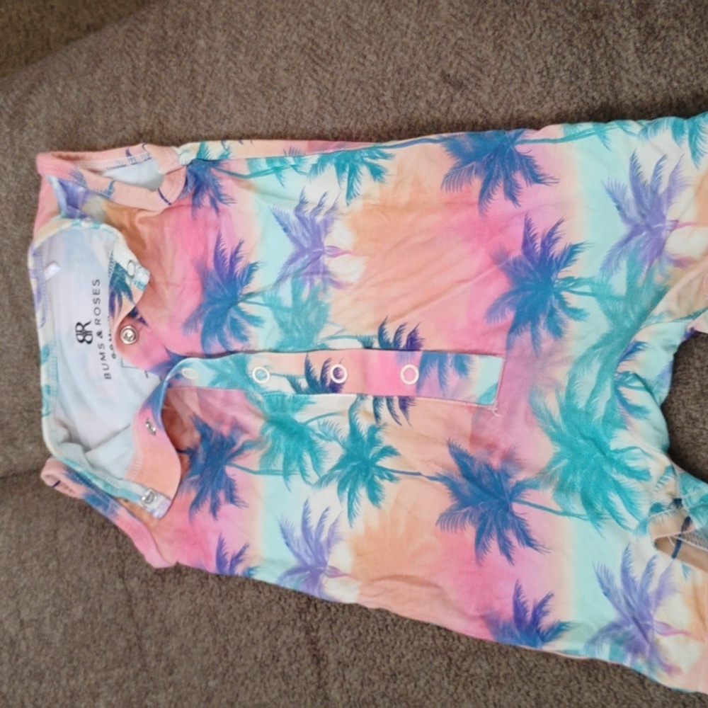 Bums & Roses Tropical Palm Kids Bodysuit - Multicolor